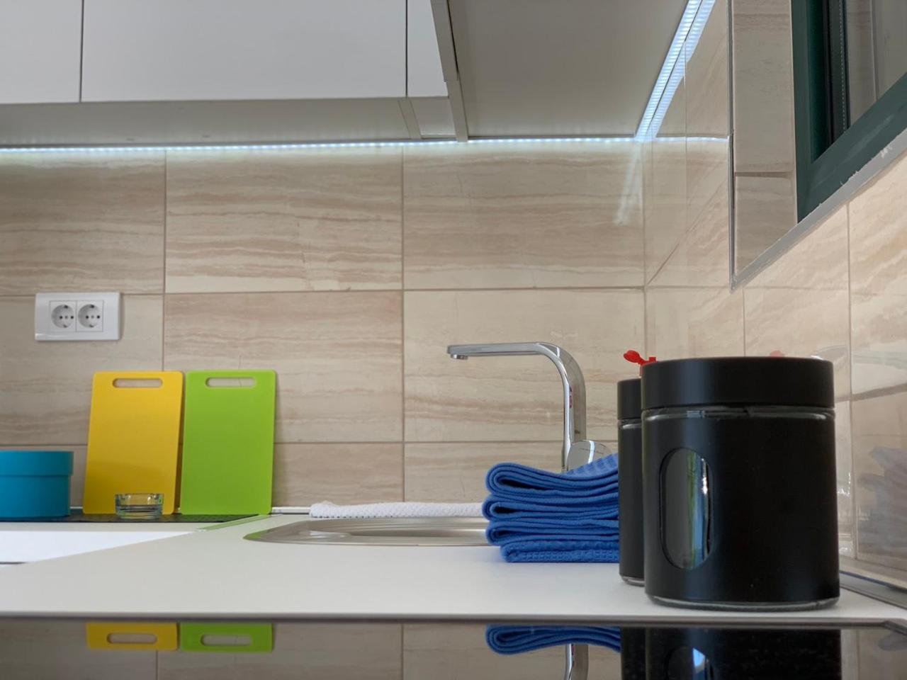 Absolute Apartman Kotor Luaran gambar