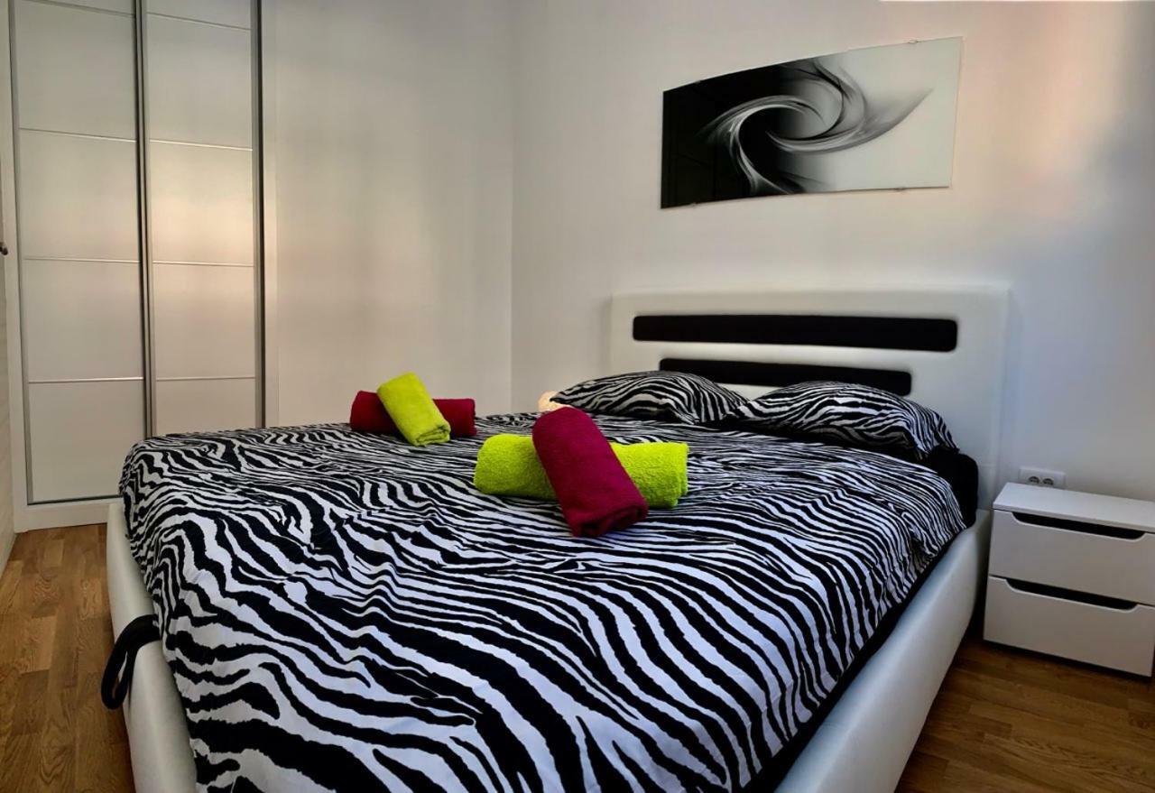 Absolute Apartman Kotor Luaran gambar