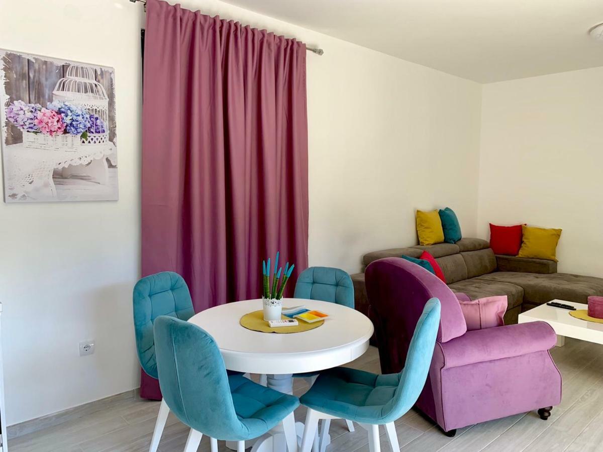 Absolute Apartman Kotor Luaran gambar