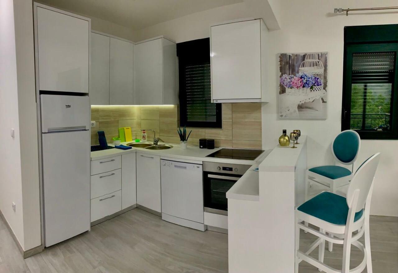 Absolute Apartman Kotor Luaran gambar